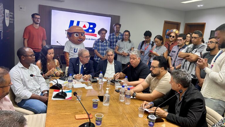 forrozeiros-defendem-protagonismo-do-forro-no-sao-joao-em-reuniao-com-upb