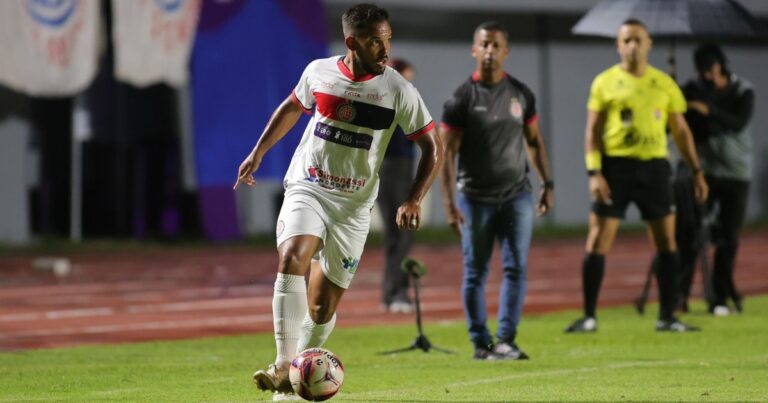 atletico-de-alagoinhas-acumula-terceiro-rebaixamento-apos-adeus-precoce-no-baianao-2026;-veja-retrospecto