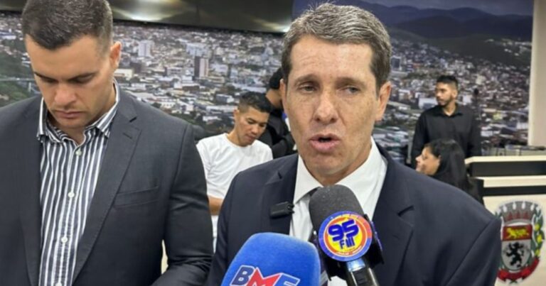 ze-coca-condiciona-apoio-a-jeronimo-a-aeroporto-regional-e-preve-disputa-dura-contra-acm-neto