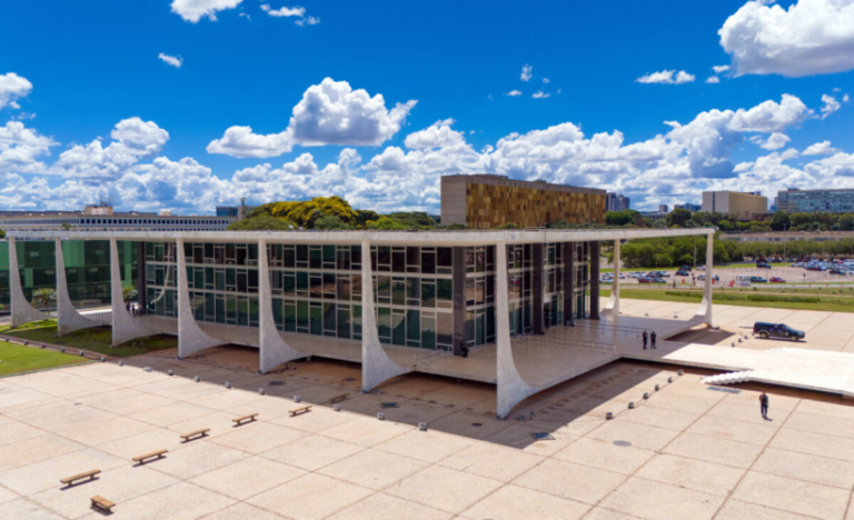 stf-libera-exibicao-de-documentario-sobre-o-grupo-conservador-catolico-arautos-do-evangelho