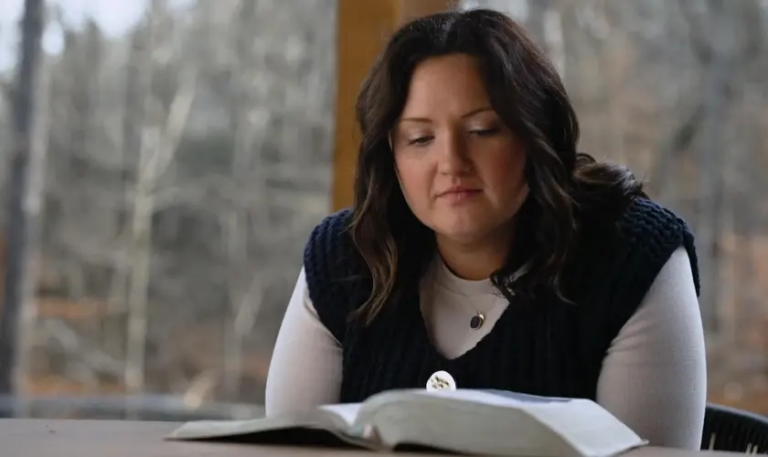 jovem-se-torna-evangelista-em-prisoes-dos-eua-apos-conversao