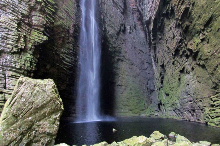 grupo-com-18-pessoas-fica-isolado-em-trilha-de-cachoeira-apos-chuvas-na-chapada-diamantina