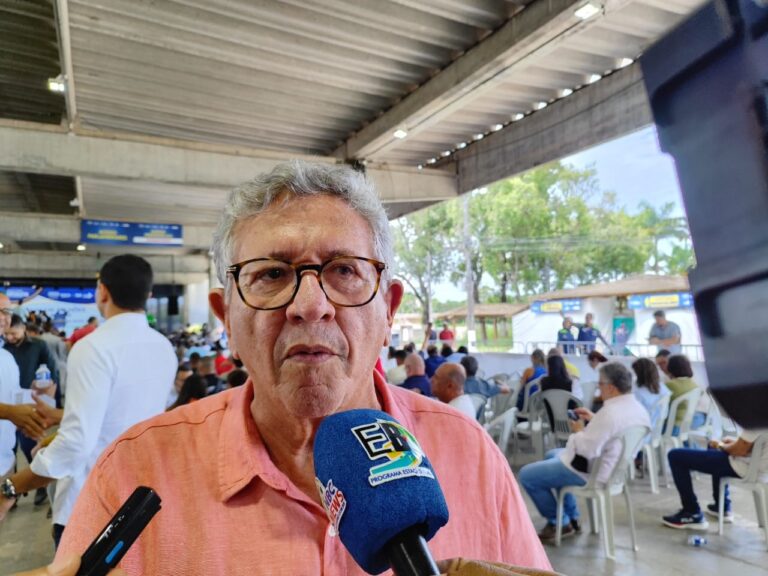 “praticamente-ninguem-conhece”,-diz-caetano-sobre-presenca-de-ze-coca-em-camacari