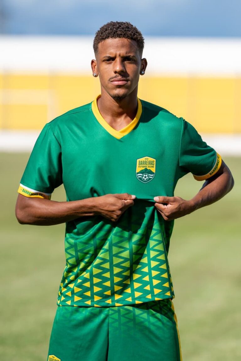 filho-de-flavinho-pagod’art,-flavio-jr.-e-contratado-por-barreiras-fc,-novo-time-baiano
