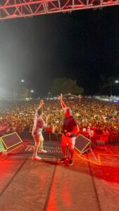 Multidão toma conta da orla no penúltimo dia do Carnaval de Alcobaça 12 WhatsApp Image 2026 02 17 at 14.26.48