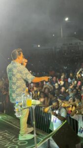 Multidão toma conta da orla no penúltimo dia do Carnaval de Alcobaça 4 WhatsApp Image 2026 02 17 at 14.26.50 4