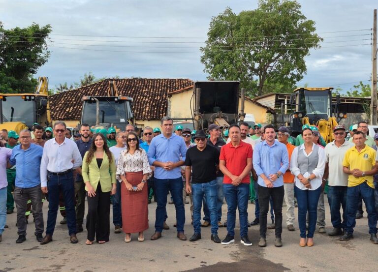 prefeito-de-barreiras-lanca-operacao-“60-dias-chegando-junto”-com-acoes-de-infraestrutura-e-limpeza-urbana