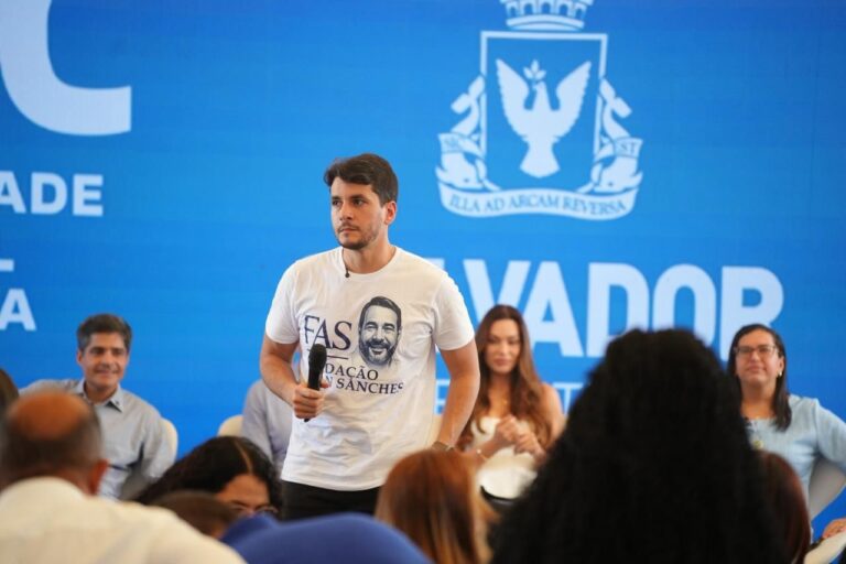 “hoje-esse-hospital-vira-referencia-e-leva-o-nome-do-meu-pai”,-diz-duda-sanches-sobre-maternidade-em-salvador