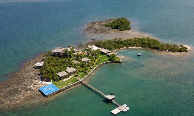 ilha-paradisiaca-na-bahia-ligada-ao-banco-master-ja-recebeu-daniela-mercury,-gianecchini-e-brown