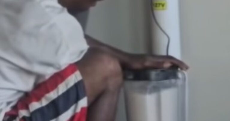 homem-e-flagrado-“batendo”-produto-no-liquidificador-em-area-de-embarque-de-aeroporto-na-bahia