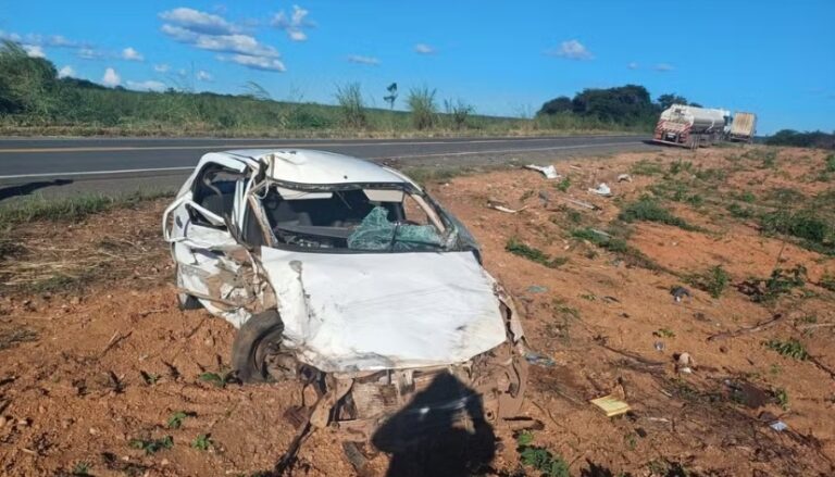 mulher-morre-e-dois-ficam-feridos-em-acidente-no-extremo-oeste-baiano;-bebe-esta-entre-atingidos
