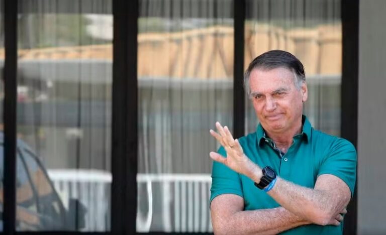 bolsonaro-e-internado-em-brasilia-para-cirurgia-no-ombro-apos-autorizacao-de-alexandre-de-moraes