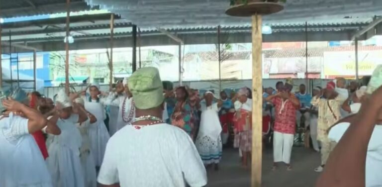 maior-candomble-de-rua-do-mundo-celebra-137-anos-em-santo-amaro