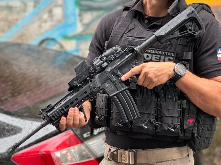 video:-policia-civil-apreende-60-kg-de-maconha-e-comprimidos-de-drogas-sinteticas-em-lauro-de-freitas