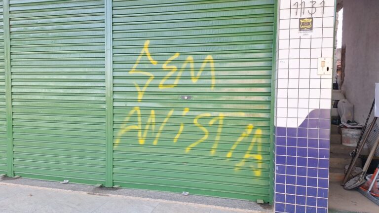 capitao-alden-denuncia-vandalismo-a-‘casa-da-direita’,-em-irece:-“sem-anistia”