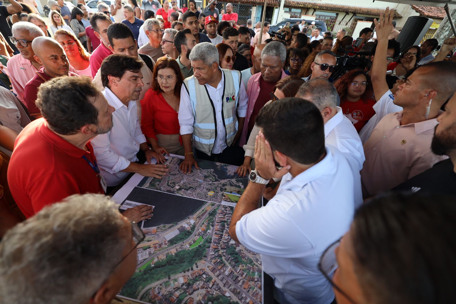 Governo da Bahia anuncia investimento em obras de encostas para ampliar segurança e proteger famílias em áreas de risco de Ilhéus 1 Ilheus. Foto Wuiga RubiniGOVBA 1