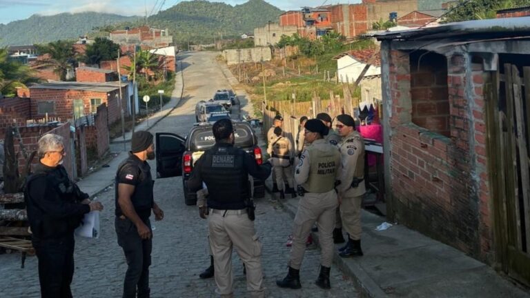 tres-mulheres-sao-presas-por-trafico-de-drogas-durante-operacao-em-cidade-do-sul-baiano