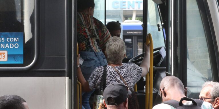 rodoviarios-do-rio-participam-de audiencia-de-conciliacao 
