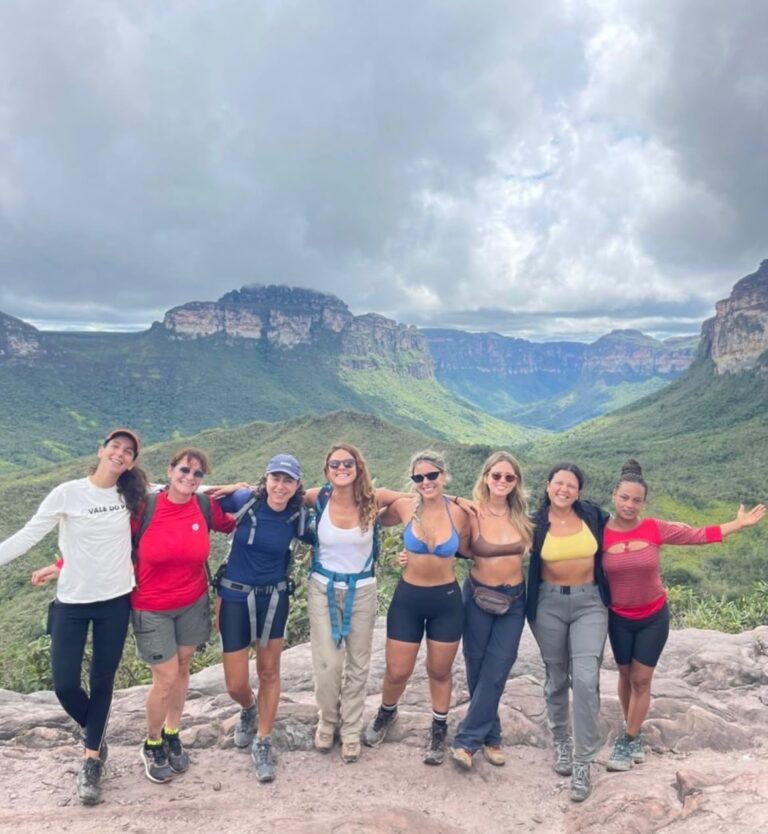 machismo-na-trilha:-guias-mulheres-da-chapada-diamantina-relatam-assedio-e-enfrentam-boicote-profissional
