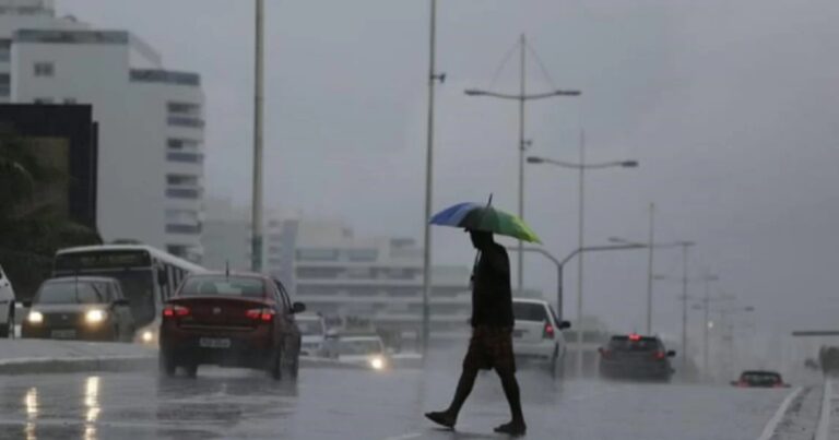 salvador-e-outras-38-cidades-da-bahia-entram-em-alerta-amarelo-para-chuvas-ate-terca-feira