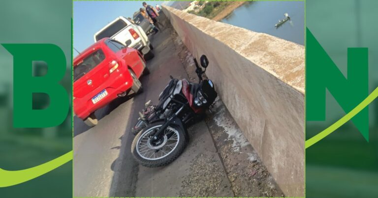 motociclista-colide-com-veiculo-e-cai-de-ponte-sobre-o-rio-sao-francisco-em-ibotirama