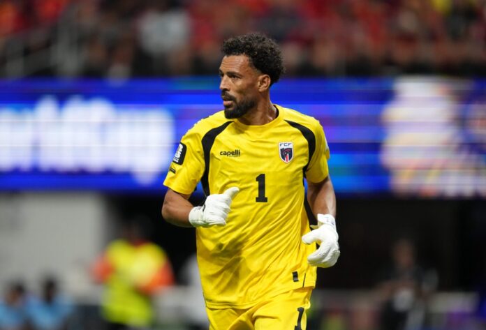ex-goleiro-do-sao-paulo-critica-a-contratacao-de-vozinha-pelo-colo-colo