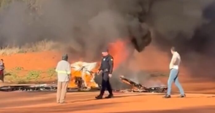 queda-de-aviao-de-pequeno-porte-no-interior-de-sp-deixa-vitima-fatal