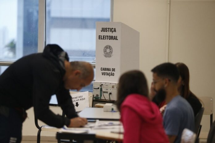 tre-ba-convoca-cerca-de-140-mil-mesarios-para-atuar-nas-eleicoes-baianas