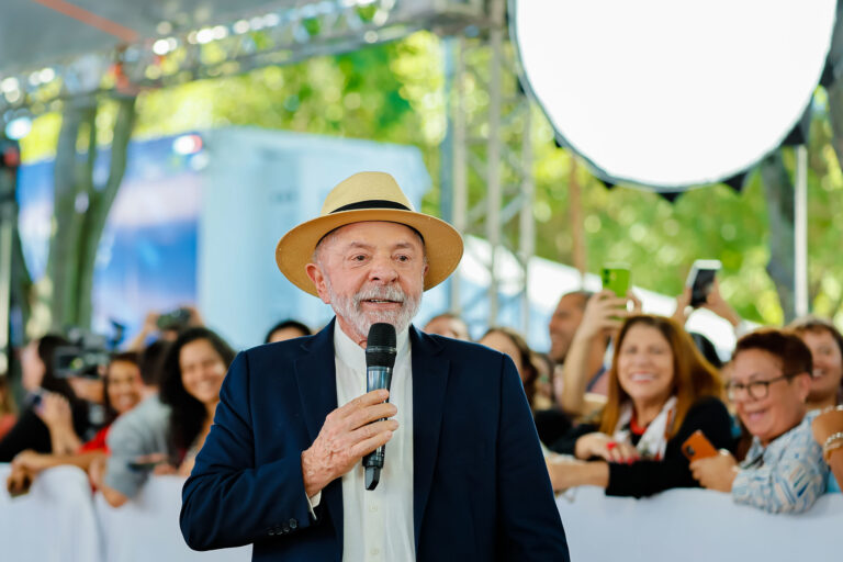 lula-aprova-proposta-de-educacao-no-plano-de-governo
