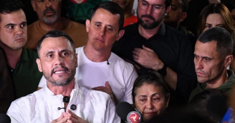 cleitinho-critica-decisao-do-partido-e-anuncia-candidatura-ao-governo-mg