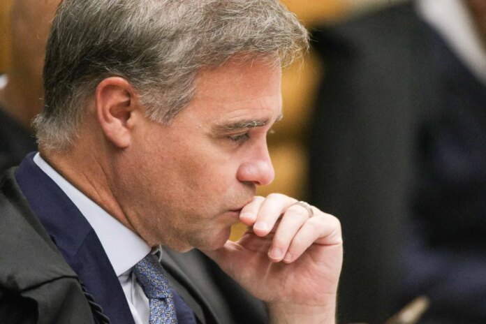 mendonca-ve-risco-de-vazamento-em-inquerito-sobre-jaques-wagner