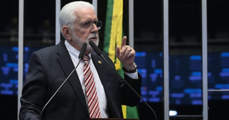pf-aponta-viagens-em-avioes-ligados-ao-master-como-vantagem-para-jaques-wagner