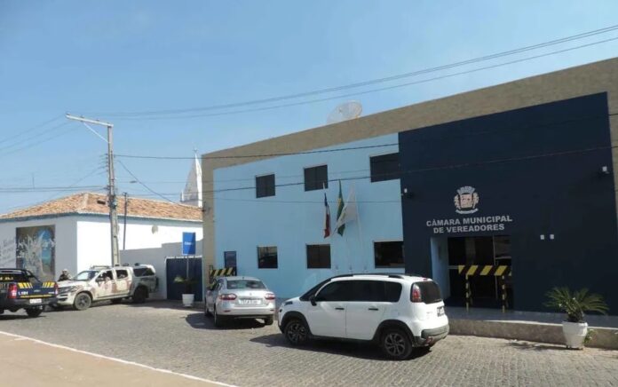 apos-quase-9-anos,-justica-condena-cinco-reus-de-um-esquema-de-desvio-de-dinheiro-em-correntina