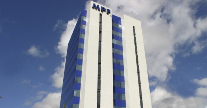claytton-santos-e-eduardo-villas-boas-voltam-a-chefiar-o-mpf/ba-para-o-bienio-2026–2028