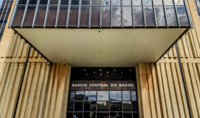 copom-abre-pauta-nesta-terca-para-fixar-a-taxa-basica-de-juros