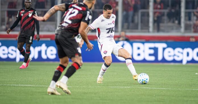 vitoria-tem-treino-unico-antes-da-decisao-contra-athletico-pr-pela-copa-do-brasil