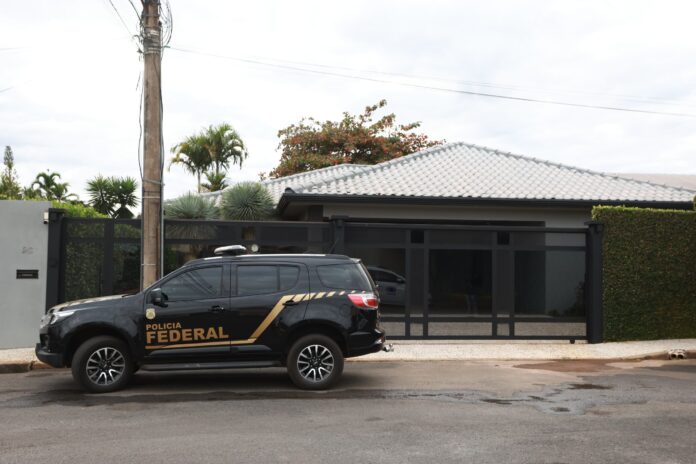 pf-aponta-que-filha-do-senador-weverton-coordenava-transacoes-financeiras