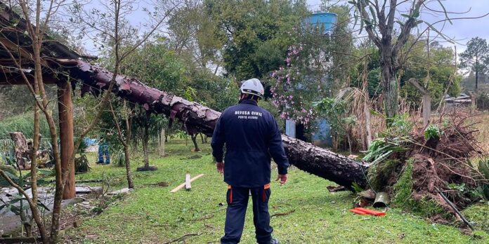 alerta-de-tempestades-e-vendavais-atinge-sul,-sudeste-e-centro-oeste