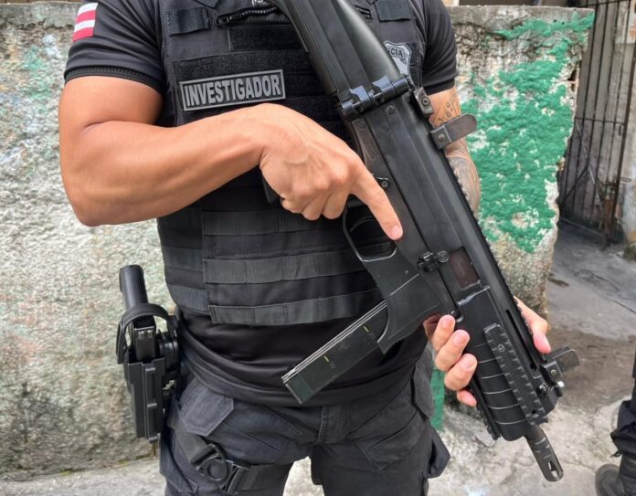 operacao-agio:-policia-deflagra-acao-contra-faccao-do-rio-em-cosme-de-farias