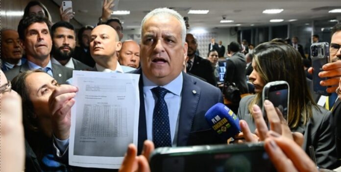vice-de-flavio-bolsonaro-enfrenta-stf-por-estupro-de-vulneravel;-gaspar-diz-inocente