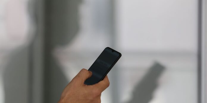 relatorio-aponta-mais-de-830-mil-celulares-furtados-em-2025
