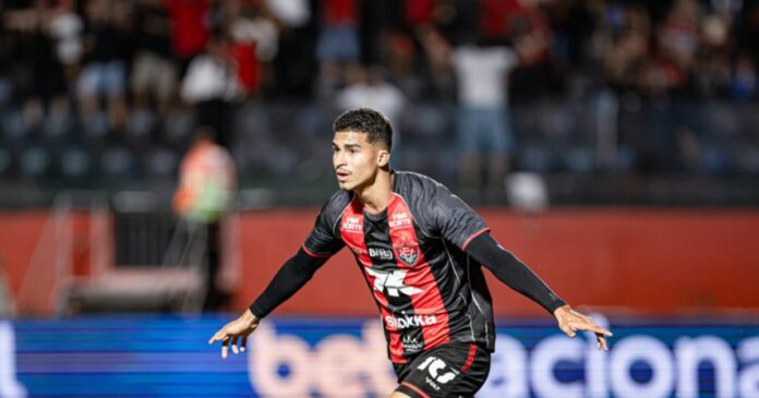 vitoria-vence-athletico-pr-no-barradao-e-avanca-as-quartas-da-copa-do-brasil