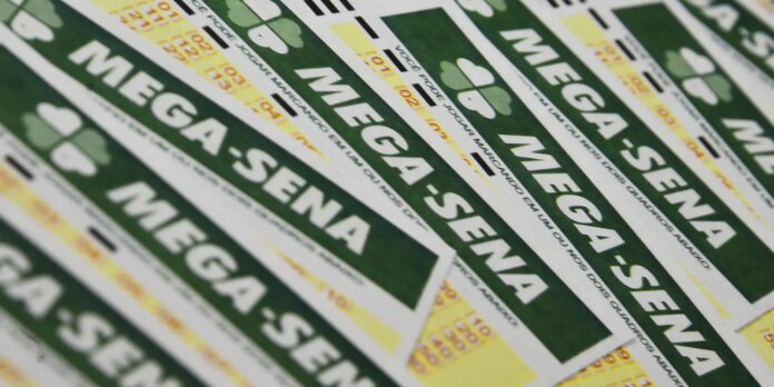mega-sena-fica-sem-ganhador;-premio-chega-a-r$-165-milhoes