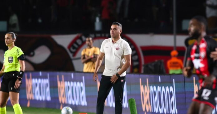 jair-ventura-elogia-o-vitoria-e-desafia-o-athletico-pr:-‘tem-que-estudar-mais’