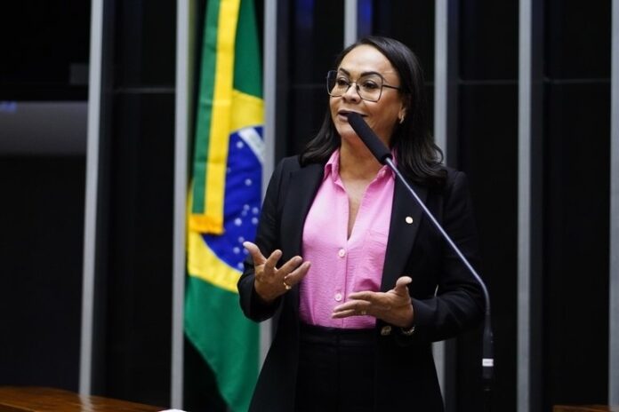 ivoneide-caetano-reduz-patrimonio-e-registra-r$-81-mil-em-bens-no-tse;-confira