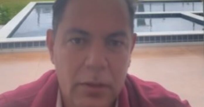 vereador-envolvido-em-briga-na-camara-da-bahia-faz-retratacao-publica