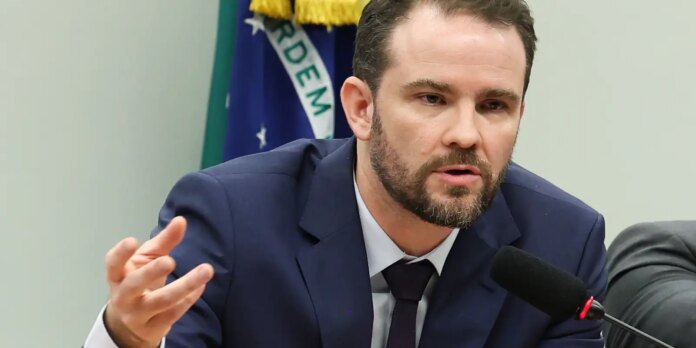durigan-diz-que-a-alta-da-divida-vem-dos-juros,-nao-dos-gastos