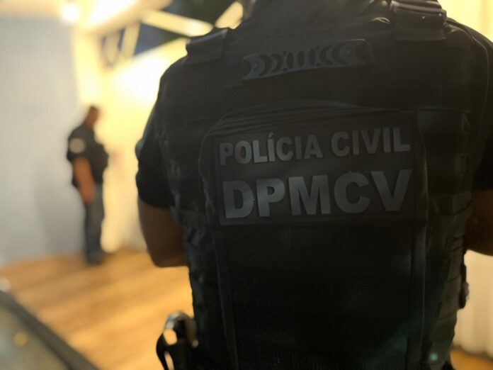 suspeito-e-preso-apos-invadir-delegacia-durante-perseguicao-a-vitima-em-barreiras