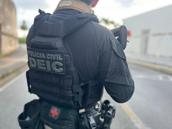 policia-civil-prende-suspeito-de-roubo-em-lauro-de-freitas