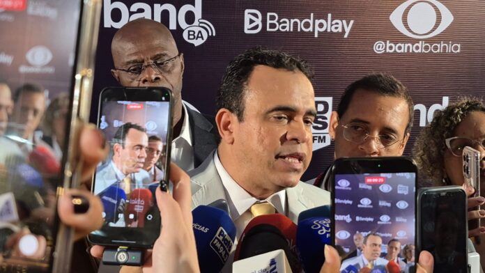 mansur-rebate-neto-apos-alegacao-de-acordo-entre-pt-e-psol-no-debate